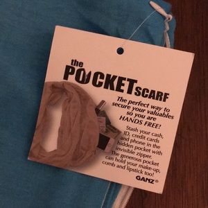 The Pocket Scarf- blue